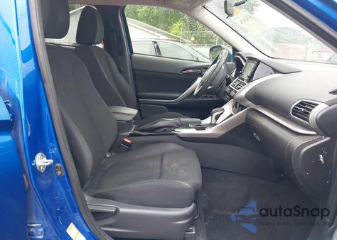 2018 Mitsubishi Eclipse Cross Es z USA, uszkodzony, nr VIN JA4AT3AA7JZ048929